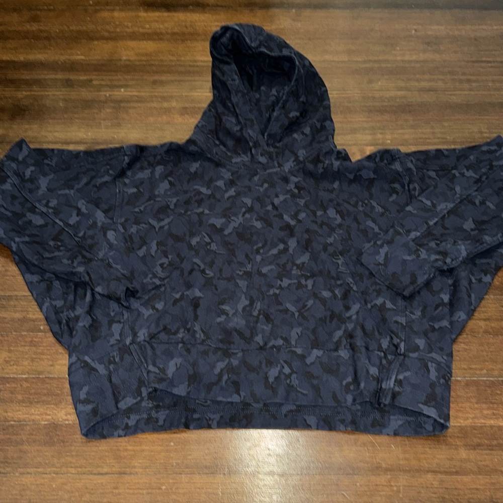 Athleta Cropped camouflage hoodie (s) - Picture 3 of 5
